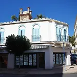 Republique مينتون