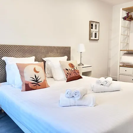 Apartment Republique