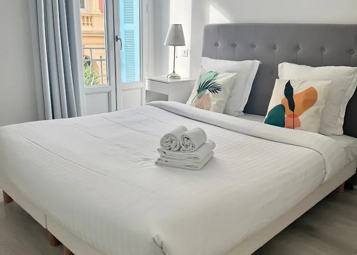 Republique Apartman *