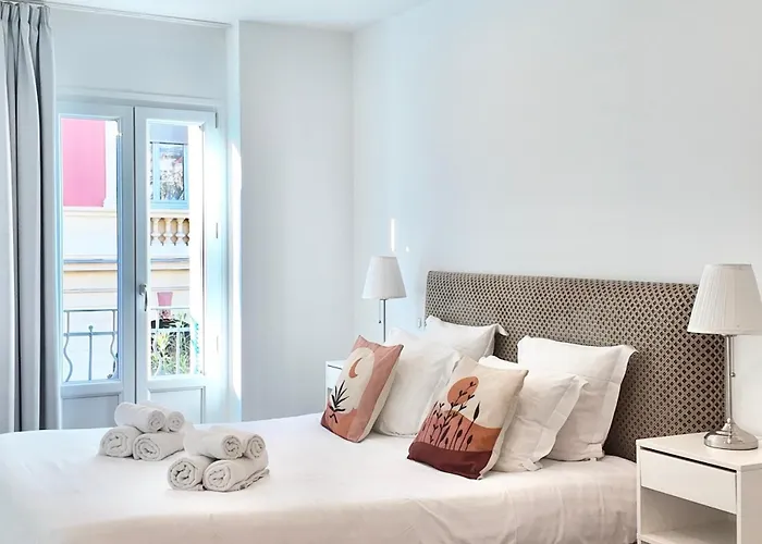 Republique Apartman *